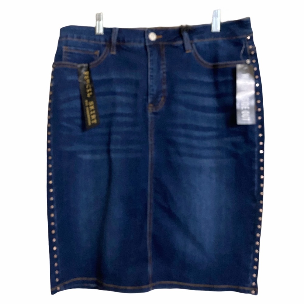 Style Me Stretch Jean Studded Skirt Size 12 NWT